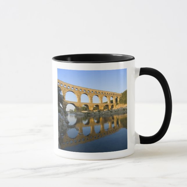 Frankreich, Avignon. Der Pont du Gard römisches Aq Tasse (Rechts)