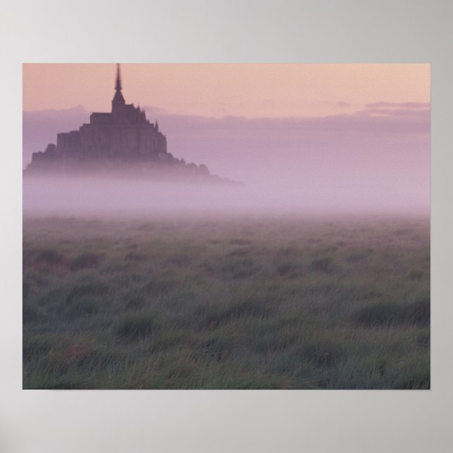 Frankreich, Normandie Mont St. Michel. Morning Mis Poster (Vorne)