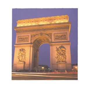 Frankreich, Paris, Arc de Triomphe in der Nacht. Notizblock