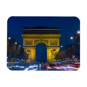 Frankreich, Paris. Der Arc de Triomphe und die Magnet