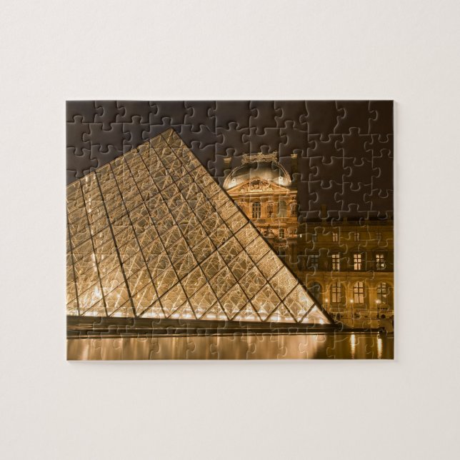 Frankreich, Paris. Der Louvre in der Dämmerung. Kr Puzzle (Horizontal)
