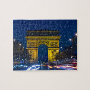Frankreich, Paris. Der Triumphbogen und der Puzzle