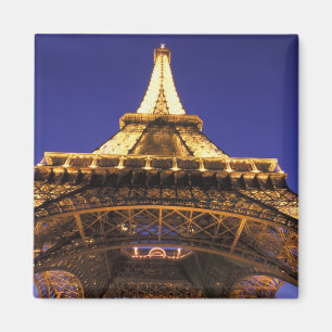 FRANKREICH, Paris Eiffelturm, Abendansicht Magnet