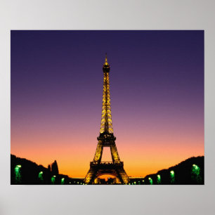 Frankreich, Paris, Eiffelturm bei Sonnenuntergang. Poster
