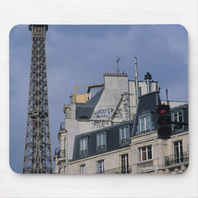 Frankreich, Paris, Eiffelturm hinter der U-Bahn Mousepad (Vorne)