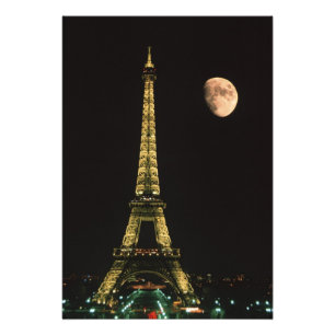 Frankreich, Paris. Eiffelturm nachts mit Fotodruck