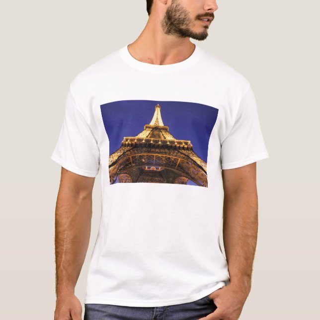FRANKREICH, Paris Eiffelturm, Sicht auf den Abend T-Shirt (Vorderseite)