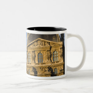 Frankreich, Paris, Louvre und die Pyramide, Zweifarbige Tasse
