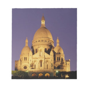 Frankreich, Paris, Sacré-Coeur bei Dämmerung. Notizblock