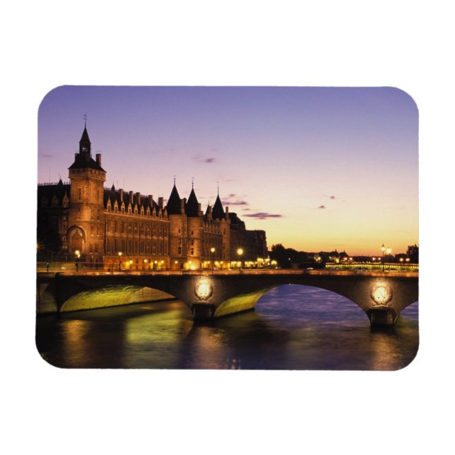 Frankreich, Paris, Seine und Conciergerie Magnet (Horizontal)