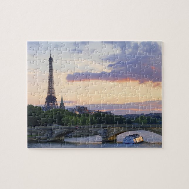 Frankreich, Paris, Tourboot auf Seine, Eiffel Puzzle (Horizontal)