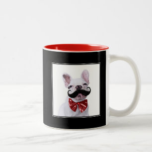 Franzose-Stier-Hundewelpe mit dem Schnurrbart Zweifarbige Tasse