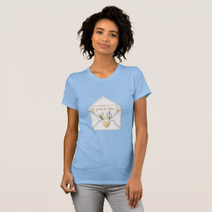 Französisch Hellblau Creme Umschlag Herz Blumen T-Shirt