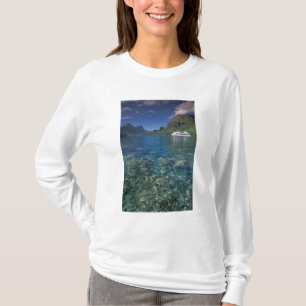 Französisch-Polynesien, Moorea. Cooks Bay. Kreuzfa T-Shirt