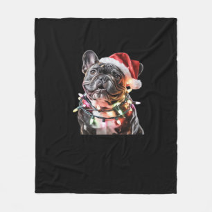 Französische Bulldogge mit Santa Hut eingewickelt  Fleecedecke