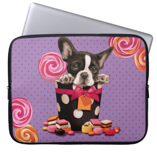Französische Bulldogge und Süßigkeit Laptopschutzhülle