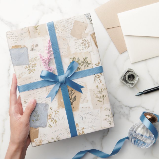 Französische hellblaue Umschlag-Herz-Blumen-Geburt Geschenkpapier (Schenken)