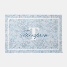 Französische Hütte Dusty Blue Floral Monogram Fußmatte