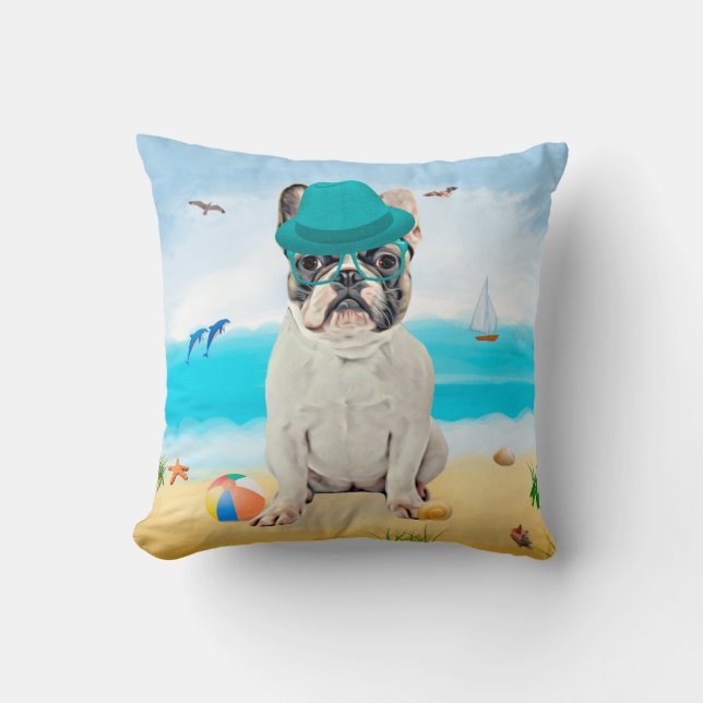 Französischer Bulldog am Strand Kissen (Vorderseite)