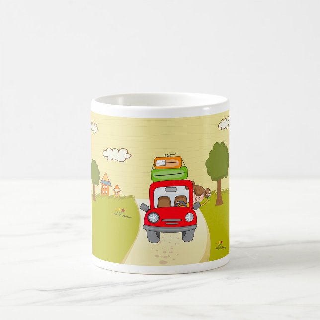 Frau auf Autofahrt Kaffeetasse (Von Creator hochgeladen)