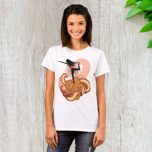 Frau Doing Yoga T-Shirt