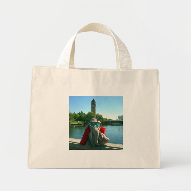 Frau Ella im Park Mini Tote Bag Stoffbeutel (Vorne)