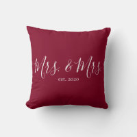 Frau & Frau Throw Pillow für das neue Jahr
