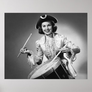 Frau gekleidet als Schlagzeuger vom Amerikaner Poster