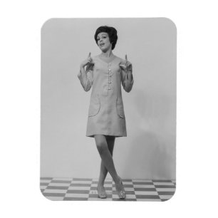 Frau gestikulierend magnet