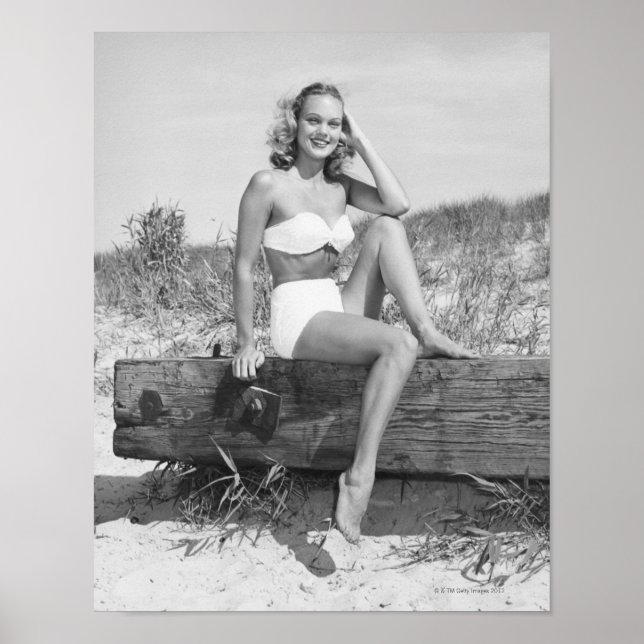 Frau im Bikini Poster (Vorne)