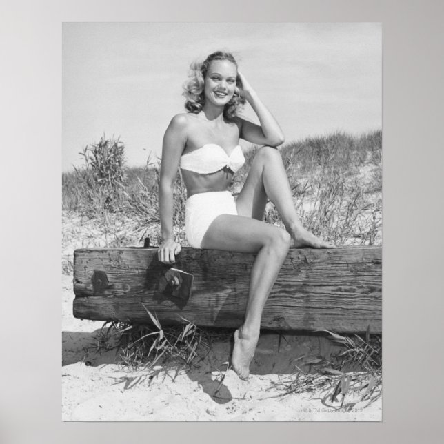 Frau im Bikini Poster (Vorne)
