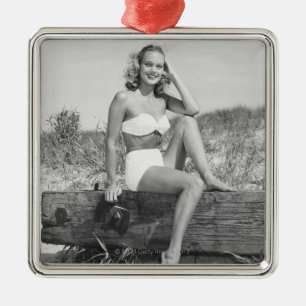 Frau im Bikini Silbernes Ornament