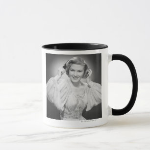 Frau im Kleid 2 Tasse