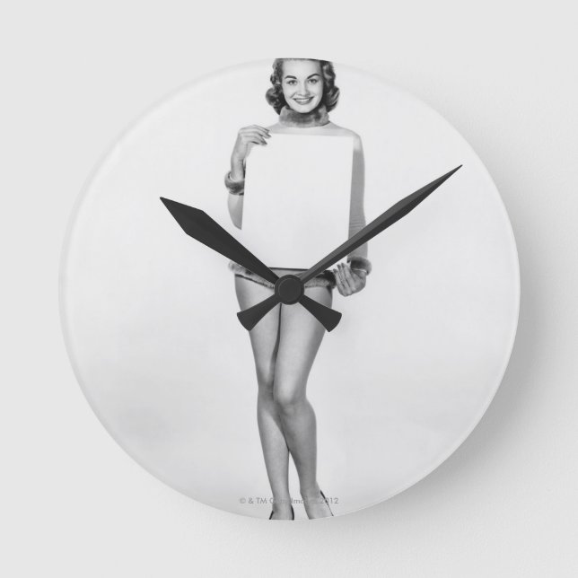 Frau im Pelz Runde Wanduhr (Vorderseite)