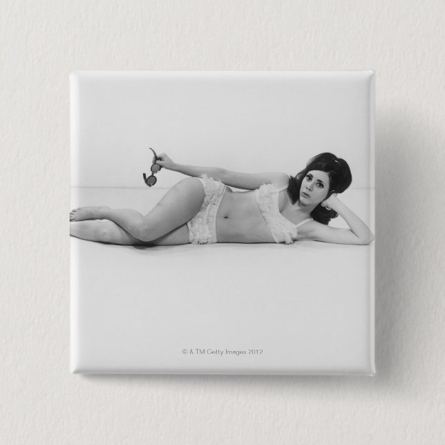 Frau in der Badebekleidung Button (Vorderseite)