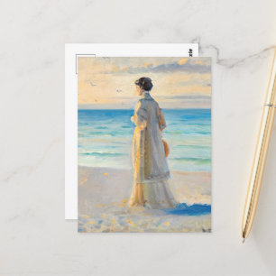 Frau in einem langen, leichten Sommerkleid von Anc Postkarte