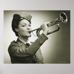 Frau in Soldatenuniform Poster