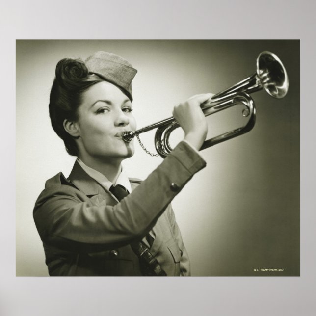 Frau in Soldier Uniform Poster (Vorne)