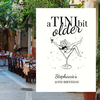 Frau ist ein kleines bisschen älter Martini 30. Ge Einladung