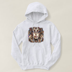 Frau mit aufwändiger, im Stammesalter Inspiriert O Hoodie