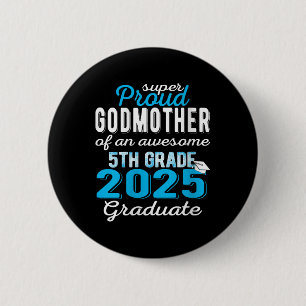 Frau mit dem 5. Grade Graduate 2025 Button