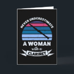 Frau mit Klarinette Funny Mama Geschenk Karte<br><div class="desc">Unterschätze niemals eine Frau mit Klarinette. Ein lustiges Geschenk für Lieben,  die Bands,  Musik,  Jazz & Instrumentenbände,  Musik und andere Orte besuchen. Schenken Sie es als Weihnachten,  Geburtstag oder Muttertagsgeschenke für Ihre Ehefrau oder Verlobte.</div>