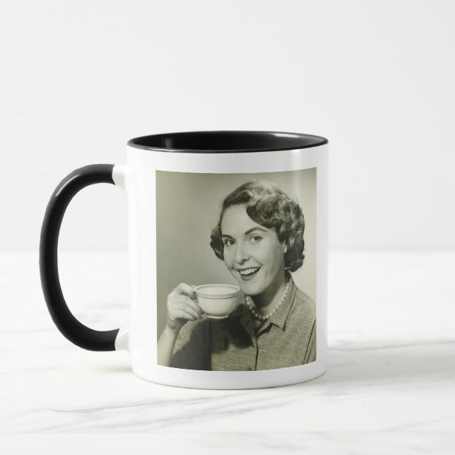 Frau mit Tassen (Links)