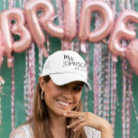 Frau Name Newlywed Bride Monogram