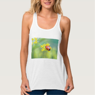 Frau oben tank top