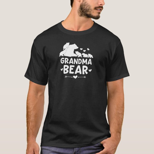 Frau Oma Bear mit Baby Cubs Herz Arrow Gras T-Shirt (Vorderseite)
