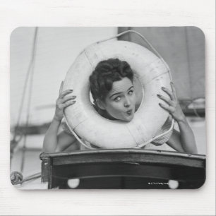 Frau posiert 3 mousepad