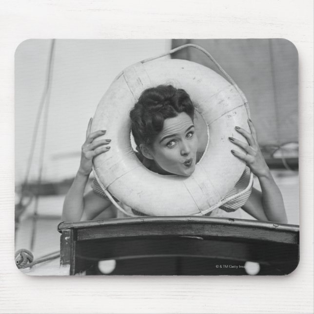Frau posiert 3 mousepad (Vorne)
