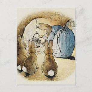 Frau Rabbit Pours Tea von Beatrix Potter Postkarte