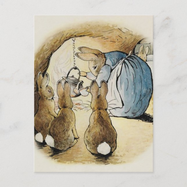 Frau Rabbit Pours Tea von Beatrix Potter Postkarte (Vorderseite)